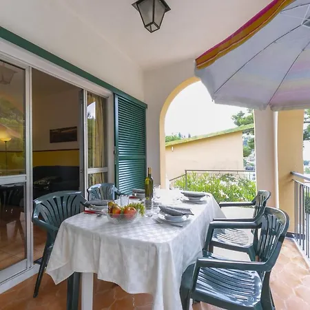Apartment Villino Alassio