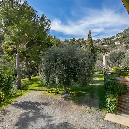 Apartment Villino Alassio